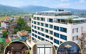 Khách sạn Red River View Lào Cai